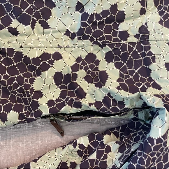 Women’s luxury ski jacket - Picture 4 of 6